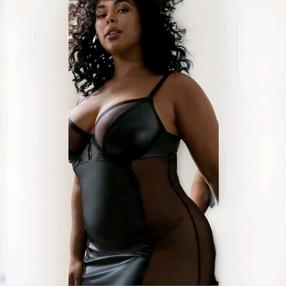 Torrid Retired Faux Leather Mesh Underwire Chemise 2X NWT Black Lingerie